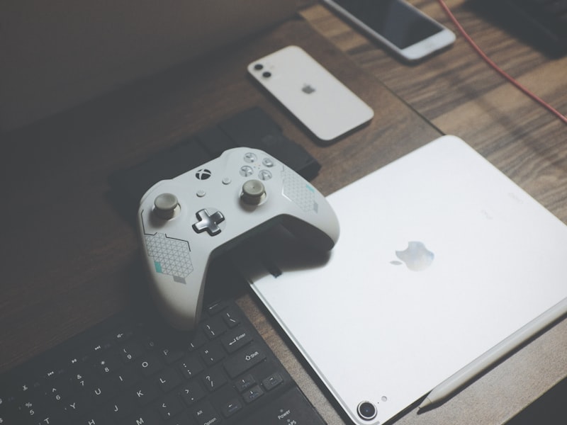 Marcus Webb, Lead iOS Engineer